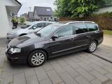 Volkswagen VW Passat Variant 1,6 FSI Highline - gebrauchte VW Passat Variant aus dem Jahr 2006