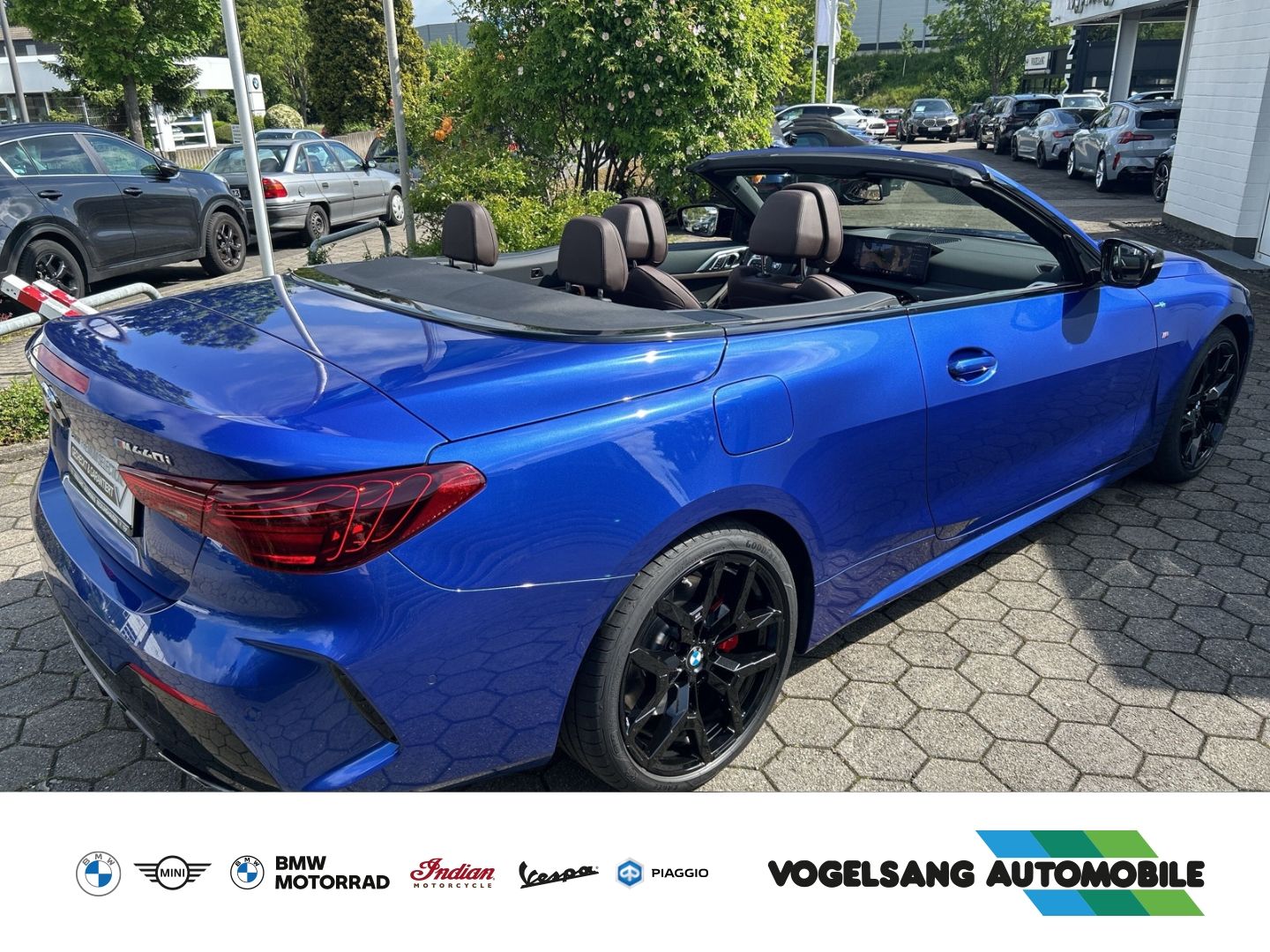 Fahrzeugabbildung BMW M440i xDrive Cabrio,AHK,SurroundView,H&KSound,Le