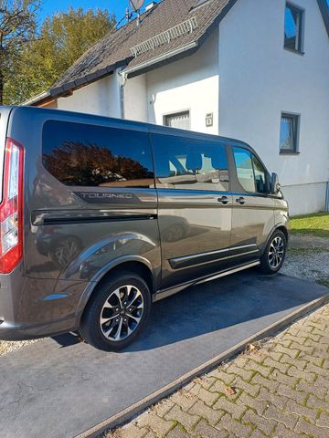 Ford Tourneo Custom Sport Standheizung