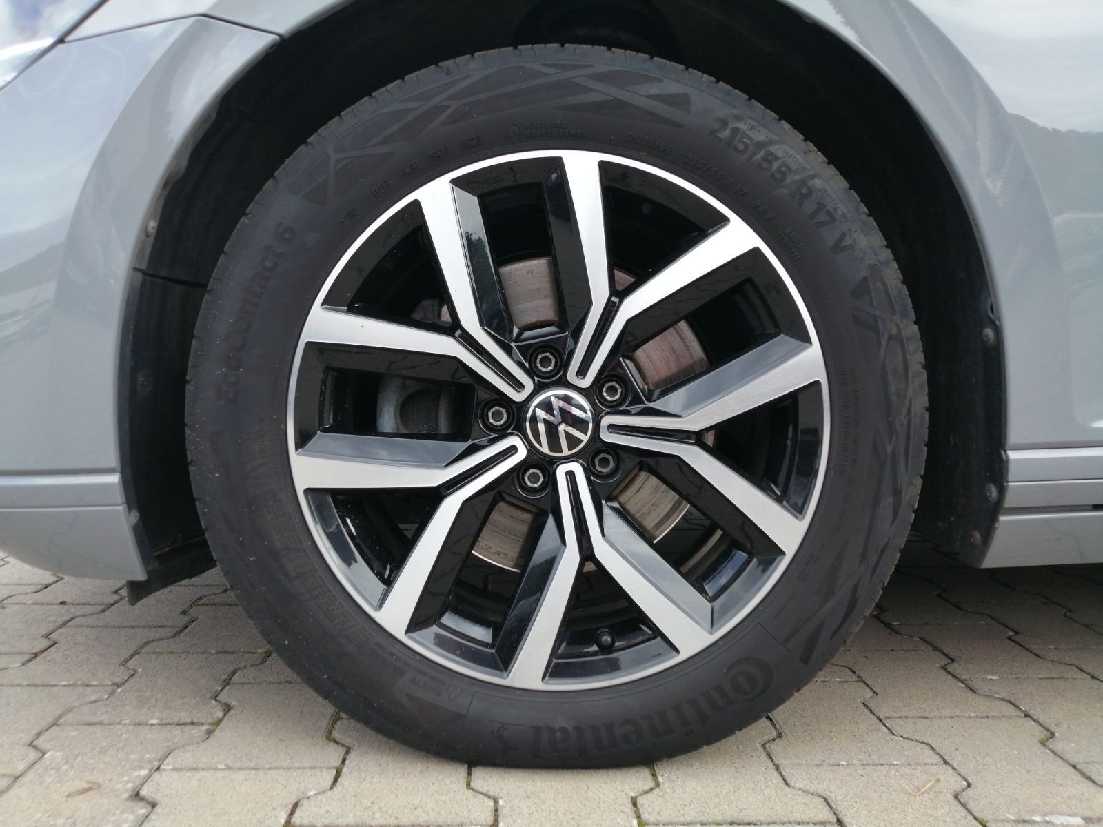 Volkswagen Passat Variant - Bild 8