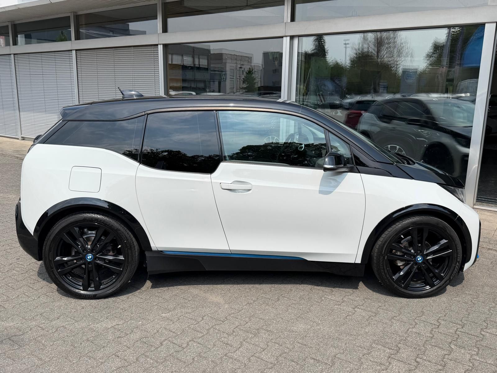 Fahrzeugabbildung BMW i3 s 120Ah VIRTU+LED+NAVI+SHZ+KAMERA+ACC+DAB+