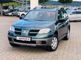 Mitsubishi Outlander 2.0 Invite