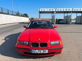 BMW e36 318is - BMW 318: E36 318is