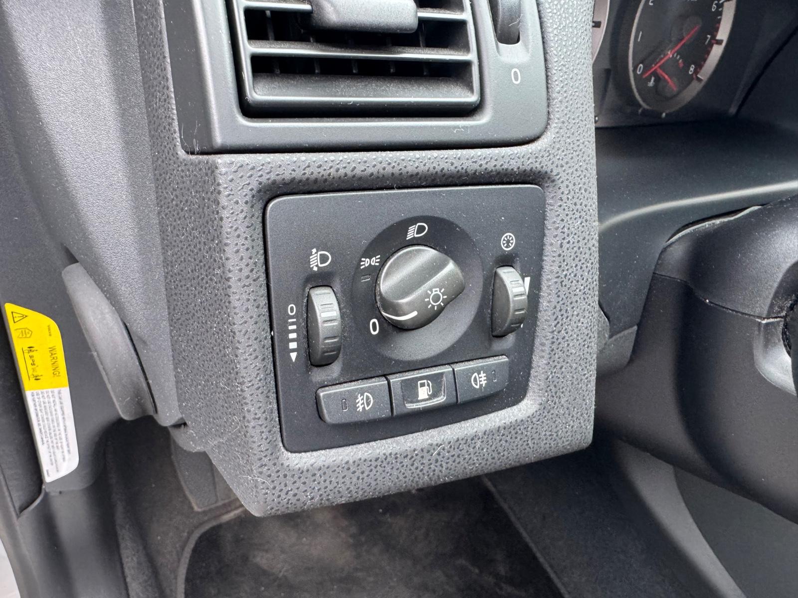VOLVO V50 BREAK 1.8 125CH MOMENTUM