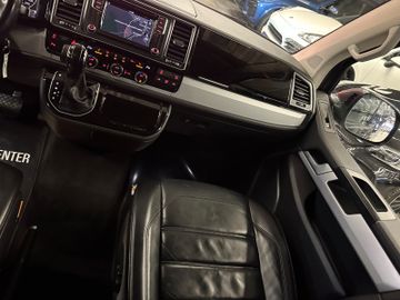 Volkswagen T6 Multivan Highline 4Motion *AHK*7-Sitzer*LED*