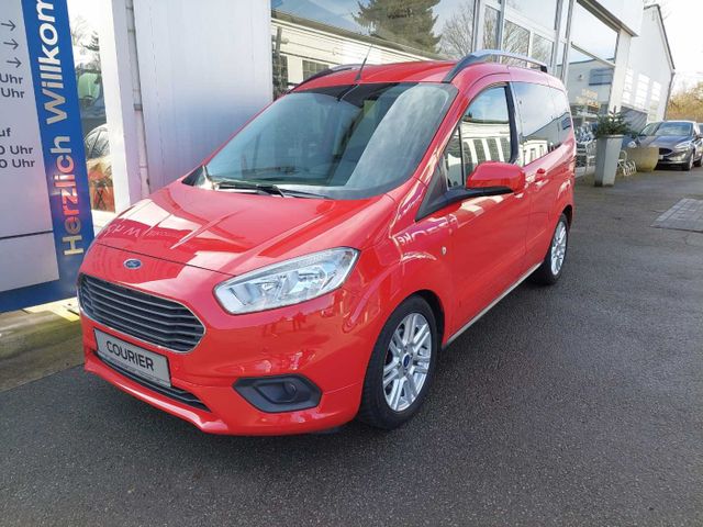 Ford Tourneo Courier 1.5 TDCi Titanium  1. Hdn.