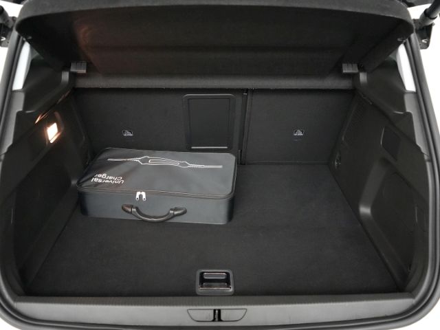 Grandland GSe PHEV 4X4 AT+AHK+NAVI+RÜCKFAHRKAMER