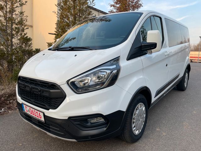 Ford Transit Custom Trail Lang, 8 Sitze, Leder, Xenon