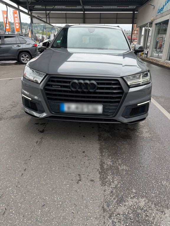 Image of Audi Q7