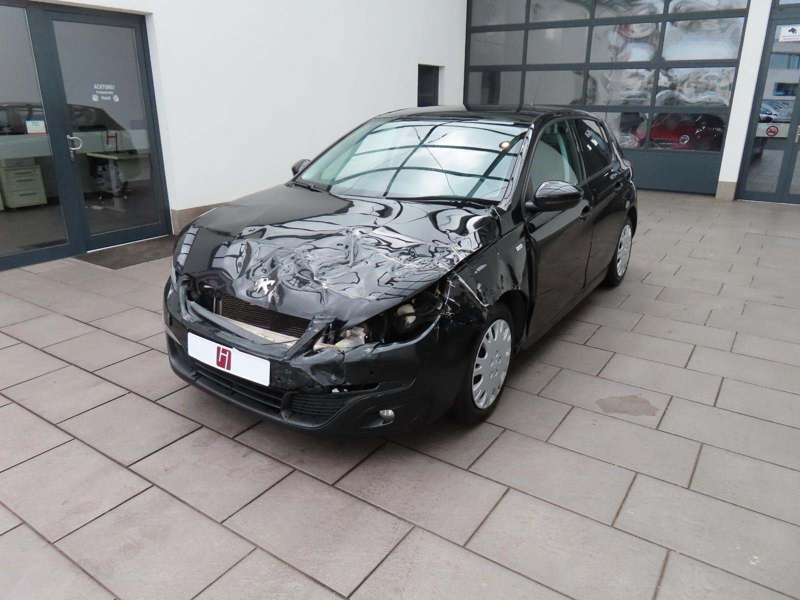 Peugeot 308 1.2 Pure Tech Klima/PDC/RFK/Panorama