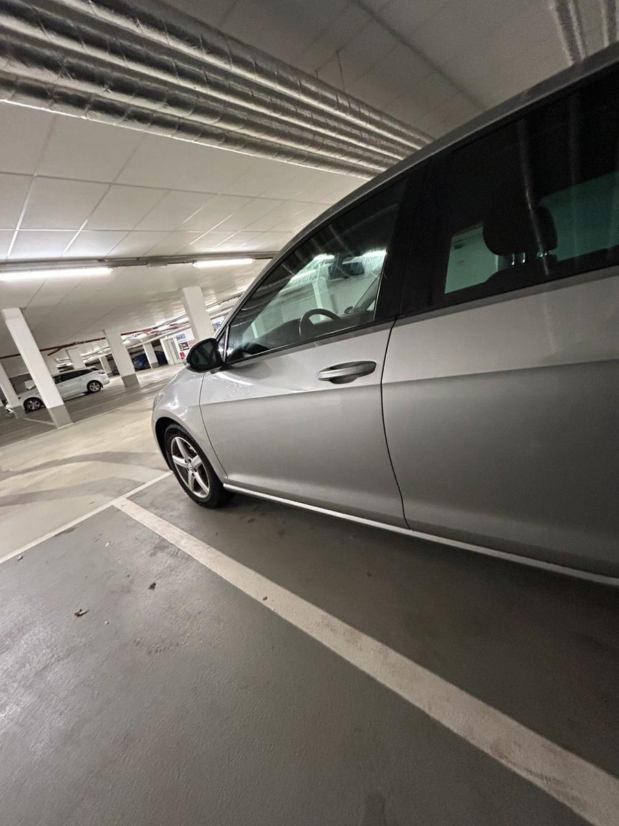 Volkswagen Golf 2014 — двигун 140 HP (103kW)