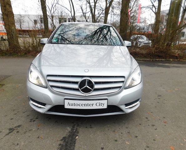 Mercedes-Benz B 200 BlueEFFICIENCY Automatik Navi Xenon PDC