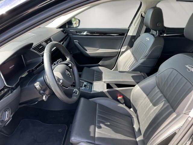 Fahrzeugabbildung SKODA Superb Combi 2.0 TSI DSG L&K 4x4 STDHZG+PANO+MEM