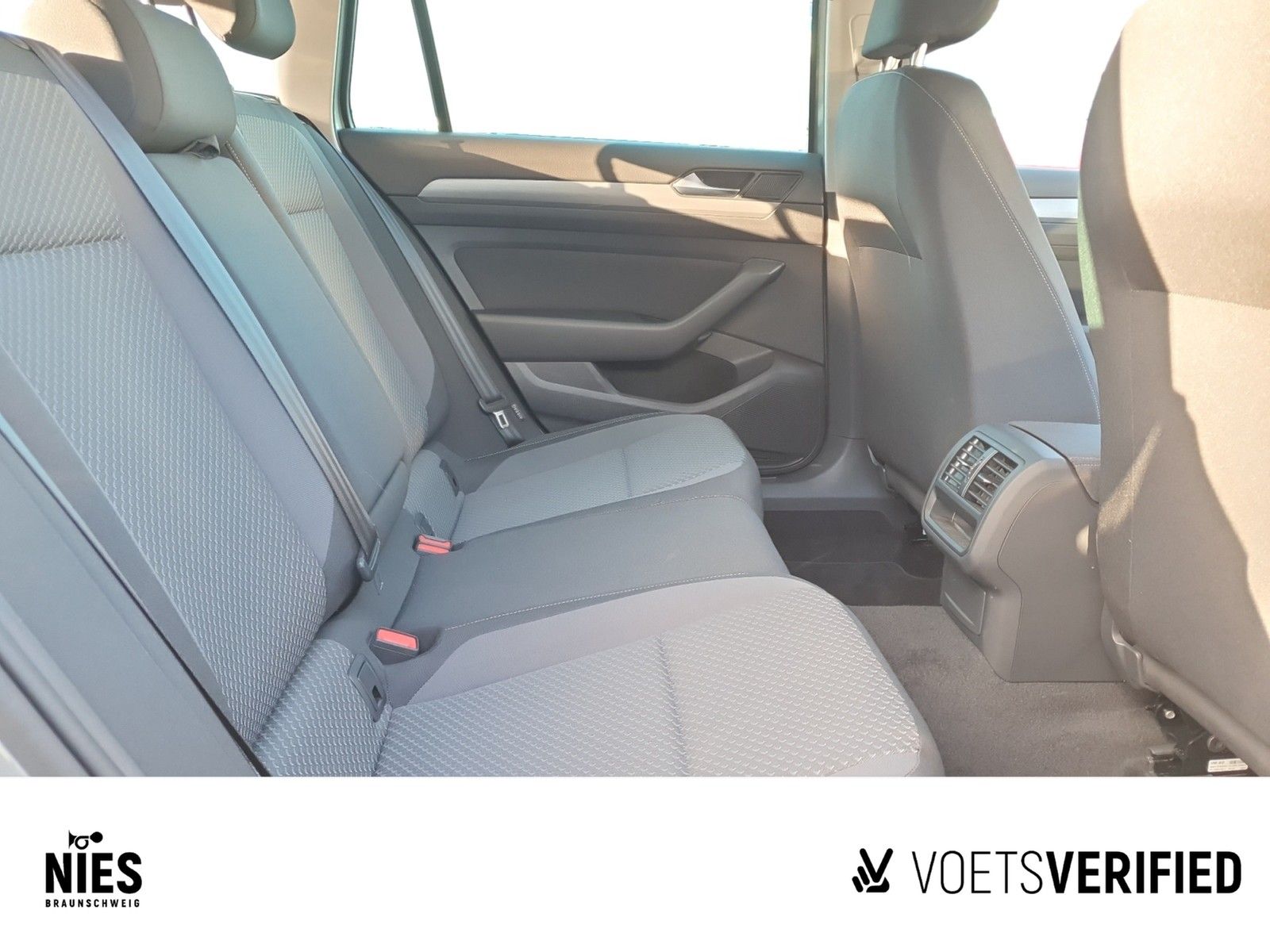 Volkswagen Passat Variant - Bild 15