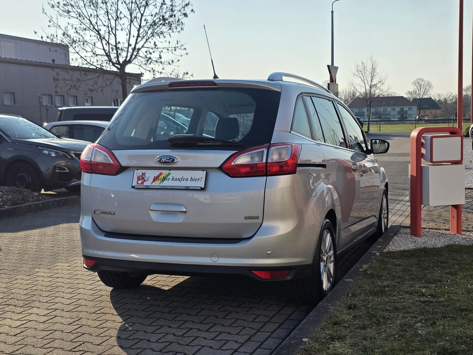 Fahrzeugabbildung Ford Grand C-Max Titanium/Klimaaut/Keyles/Motor klack