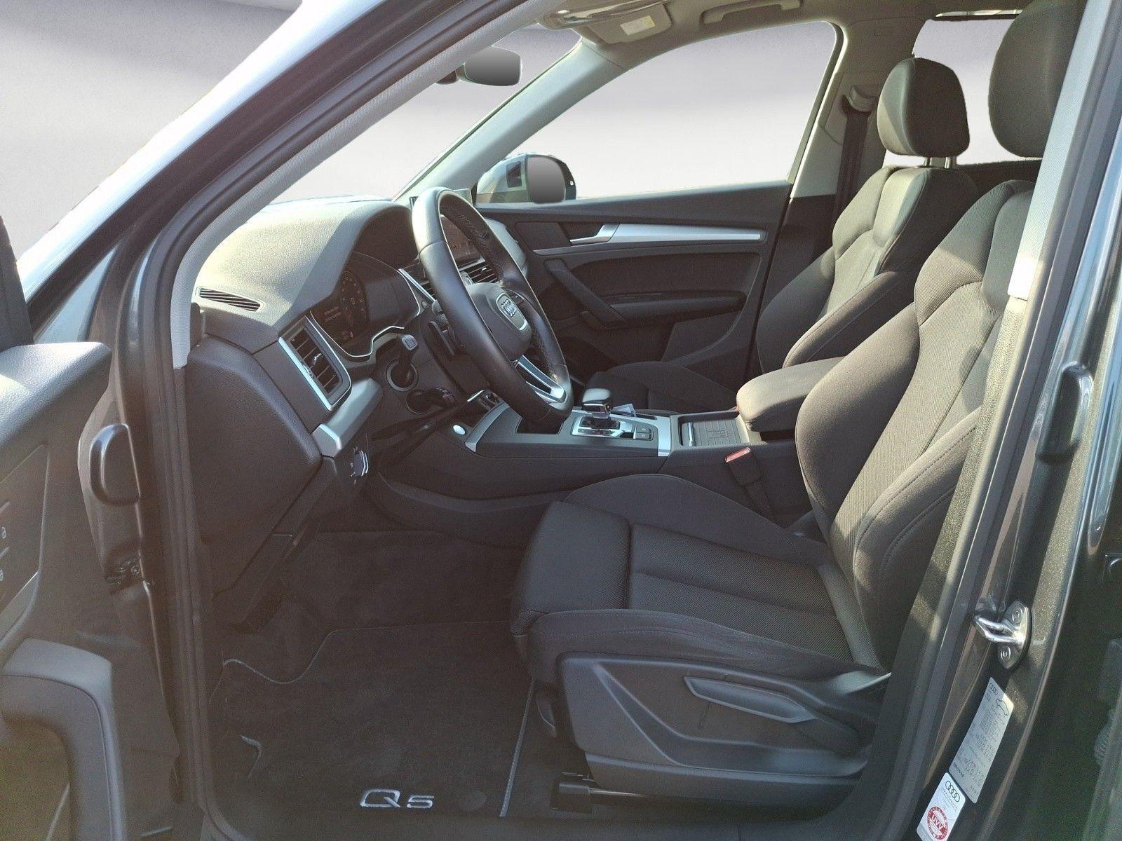 Audi Q5 40 TDI quattro S tronic S line PanoDach Assis