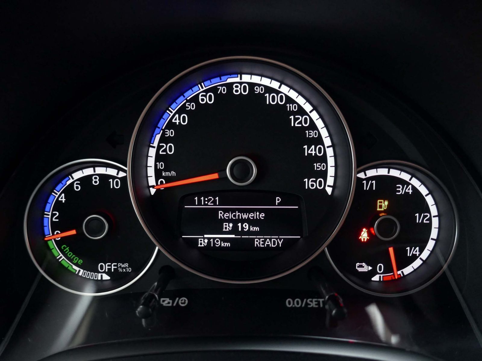 Fahrzeugabbildung SEAT Mii electric Edition Power Charge 61kW | CCS PDC