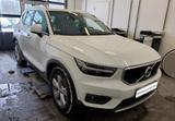 Volvo XC40 D4 Momentum Pro AWD 4x4 LEDER ANHZV PRO-PAK