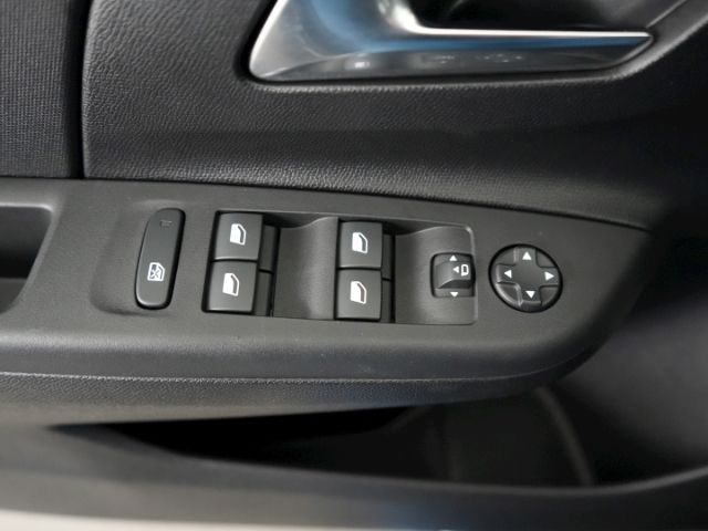 Corsa F FACELIFT EDITION AT+LED+RÜCKFAHRKAMERA+S