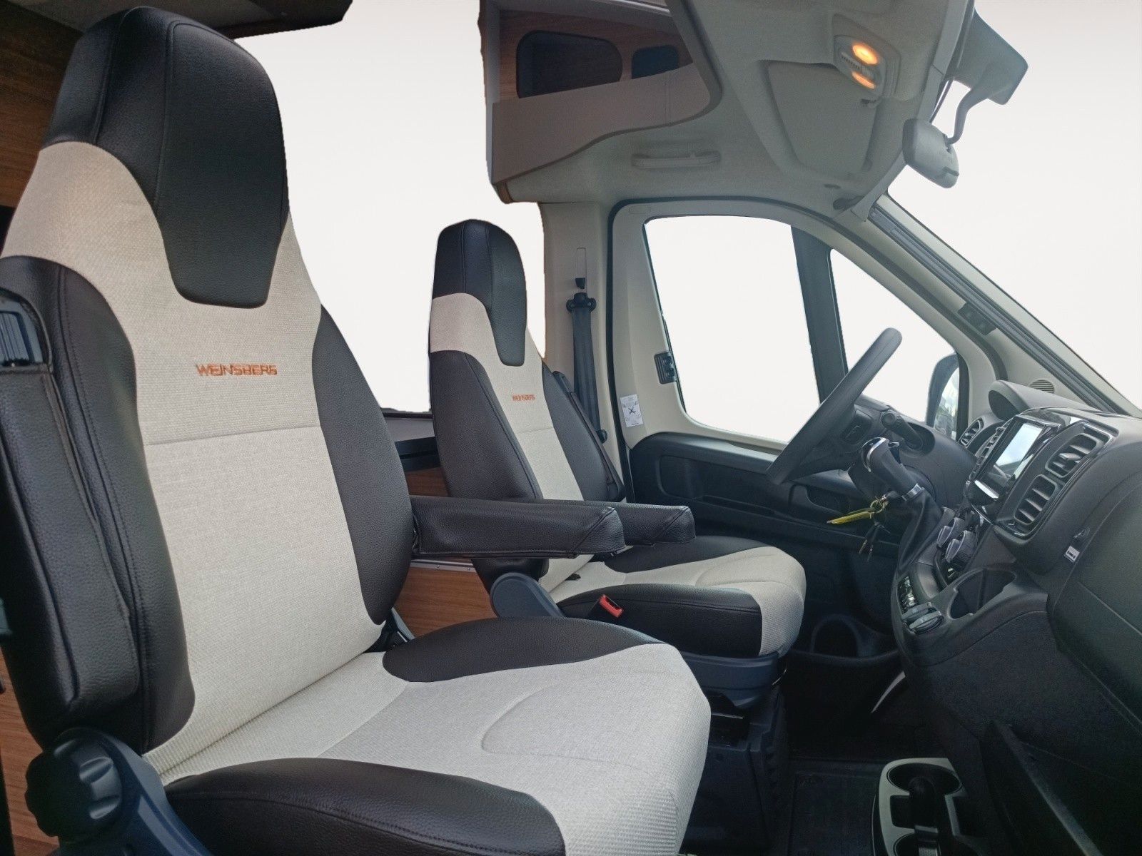 Fahrzeugabbildung Weinsberg CaraCompact 600 MEG Edition Pepper*Automatik*LED