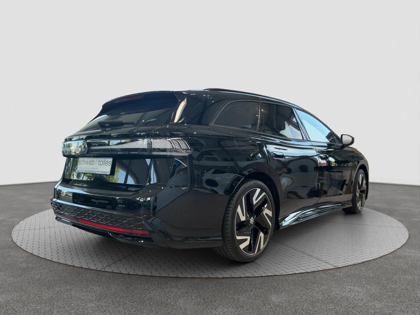 Volkswagen ID.7 Tourer GTX 4-Motion (86 kWh) DCC HUD 360Kam