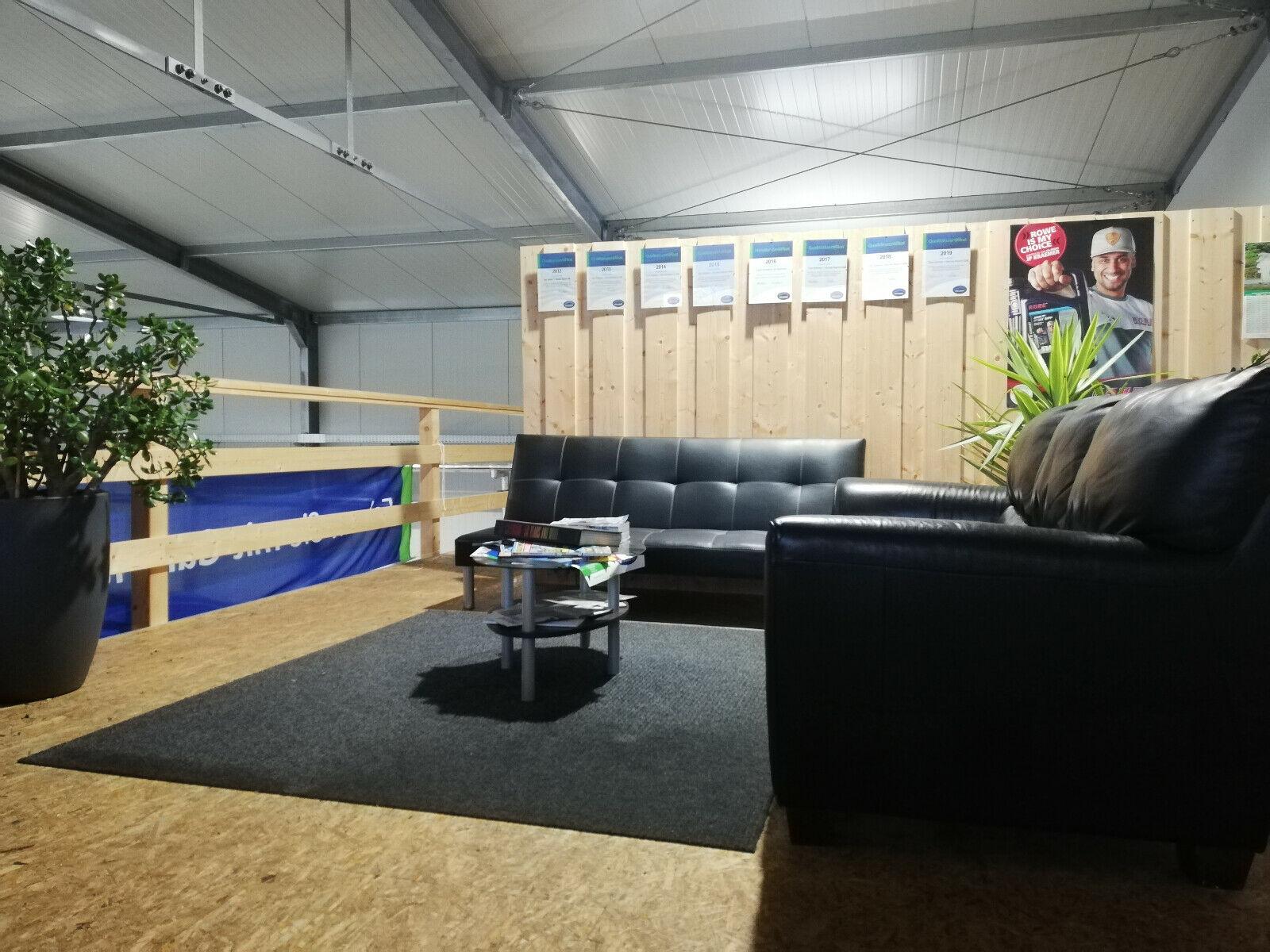 showroom-image-top