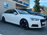 Audi A4 Avant 40TFSI basis ultra Aut. Navi LED 19" - Audi A4 Gebrauchtwagen in Augsburg