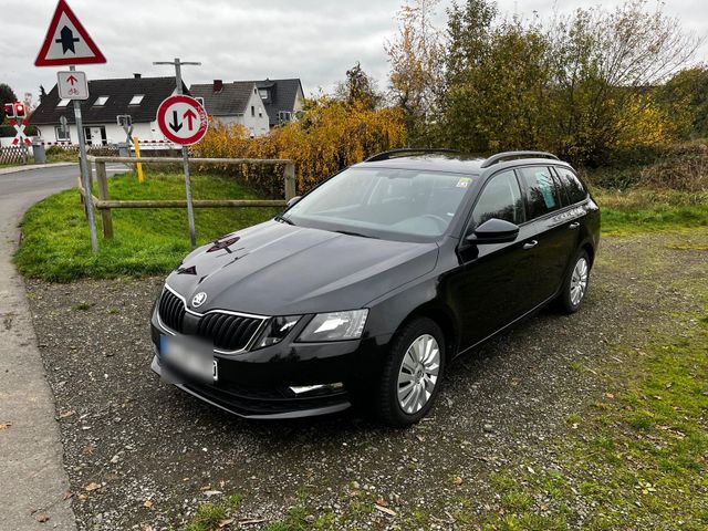 Skoda  Octavia Ambition 1,6 TDi