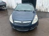 Opel Corsa D - Opel Corsa aus 2009 mit Diesel-Antrieb