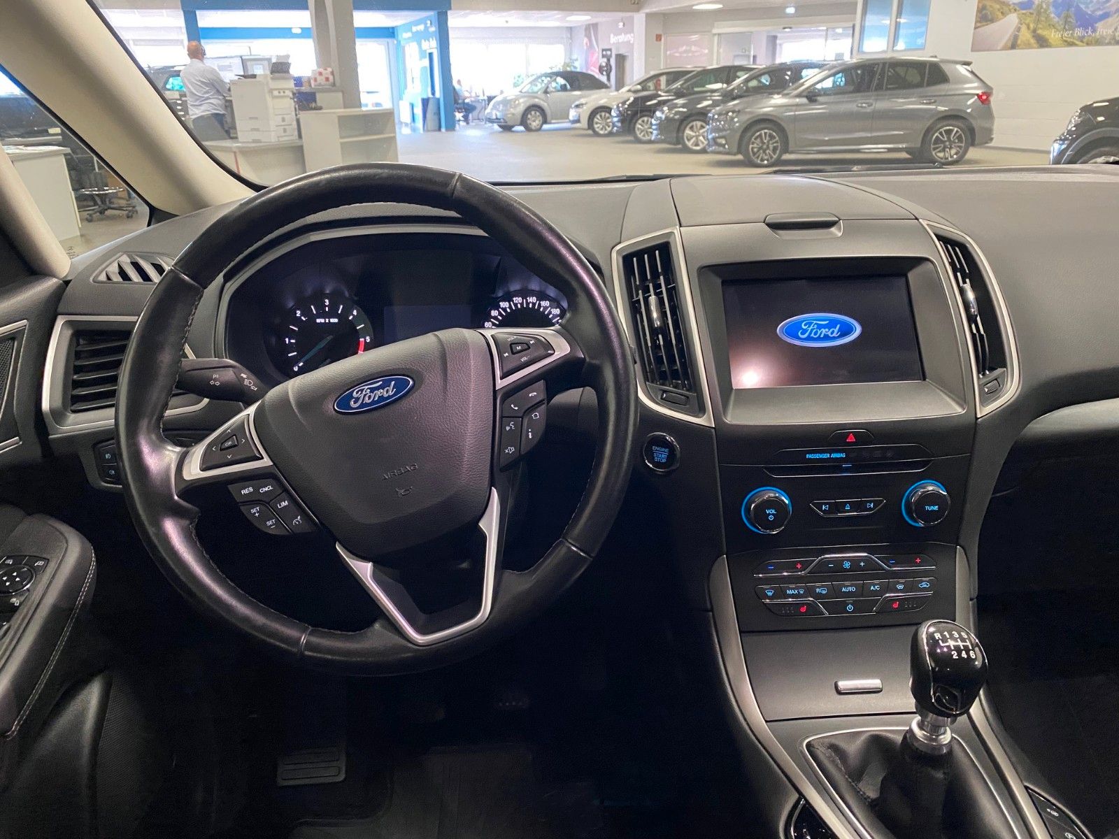 Fahrzeugabbildung Ford S-Max 2.0 TDCI EcoBlue Edition+NAVI+AHK+KAMERA++