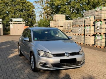 Volkswagen Golf - 7