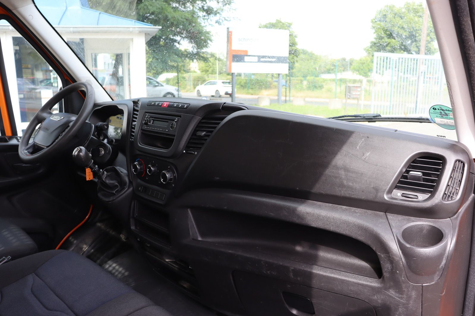 Fahrzeugabbildung Iveco Daily 35S15 3.0 D Kipper * AHK * bis 3.5t 35 150