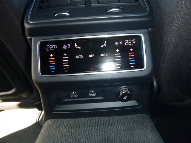 Fahrzeugabbildung Audi A6 Avant 40 TDI quattro sport >AUT/LED/NAV/SHZ<