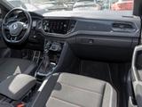 Volkswagen T-Roc 1.5 TSI Sport RearView ACC Sitzhzg - Volkswagen: Sp