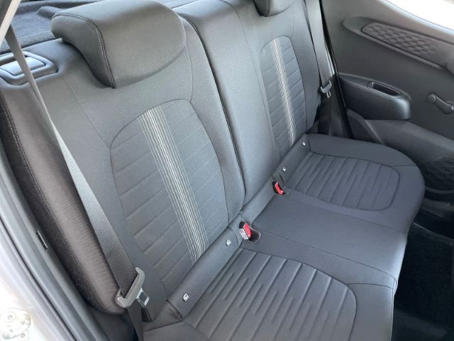Fahrzeugabbildung Hyundai i10 1.0 Edition 30 Klimaanlage, Sitzheizung, DAB