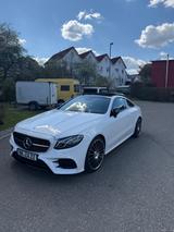 Mercedes-Benz E 350 / Pano /Volldigital /  8. Fach bereift  - Mercedes-Benz E 350 Gebrauchtwagen in Stuttgart