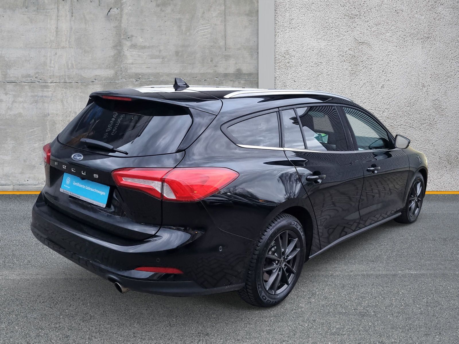 Fahrzeugabbildung Ford Focus Turnier 2.0 Cool & Connect LED SHZ KAMERA