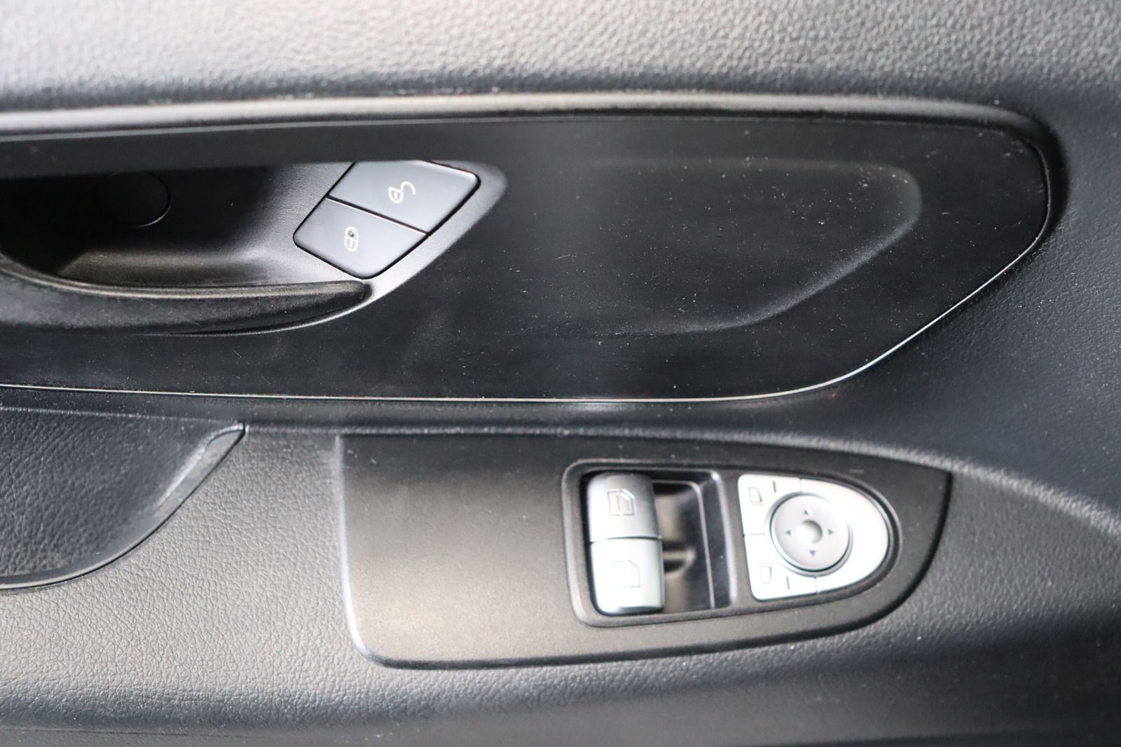 Fahrzeugabbildung Mercedes-Benz Vito 116 CDI Kasten Extralang * MwSt. ausweisbar