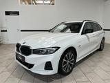 BMW 330e Touring Aut. Navi*LED*AHK*PDC*Panoramadach - BMW 330 in Erfurt