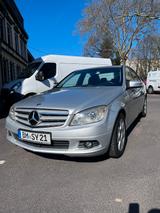 Mercedes-Benz CDI 220 BLUE - Mercedes-Benz 220 in Köln