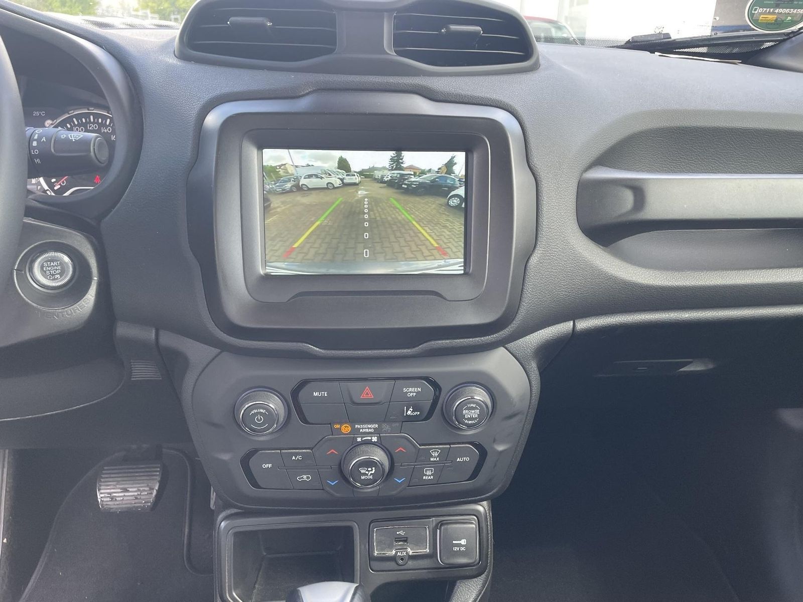 Jeep Renegade - Bild 12