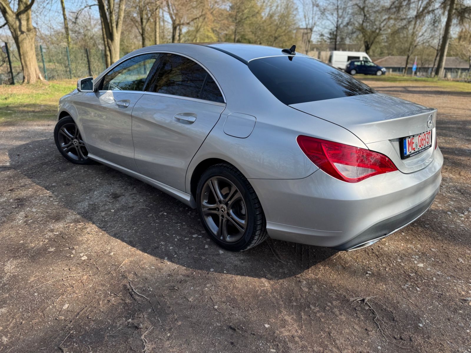 Mercedes-Benz CLA 180 Urban mit erst 43382 km !!! foto 4