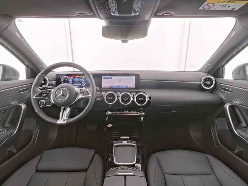 Fahrzeugabbildung Mercedes-Benz A 180 PROGRESSIVE*LED*KAMERA*SPURHALTE