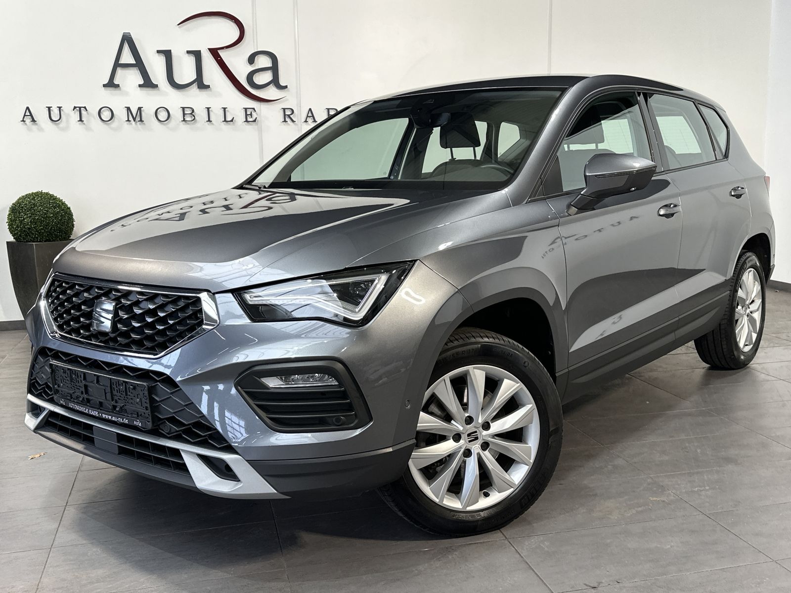 Fahrzeugabbildung SEAT Ateca 2.0 TDI DSG Style NAV+LED+AHK+ACC+VCOCK+SH