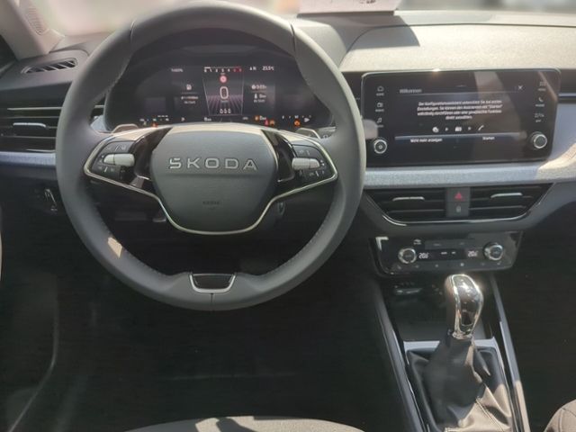 Fahrzeugabbildung SKODA Kamiq 1.0 TSI DSG Selection AHK WINTER PLUS KOMF