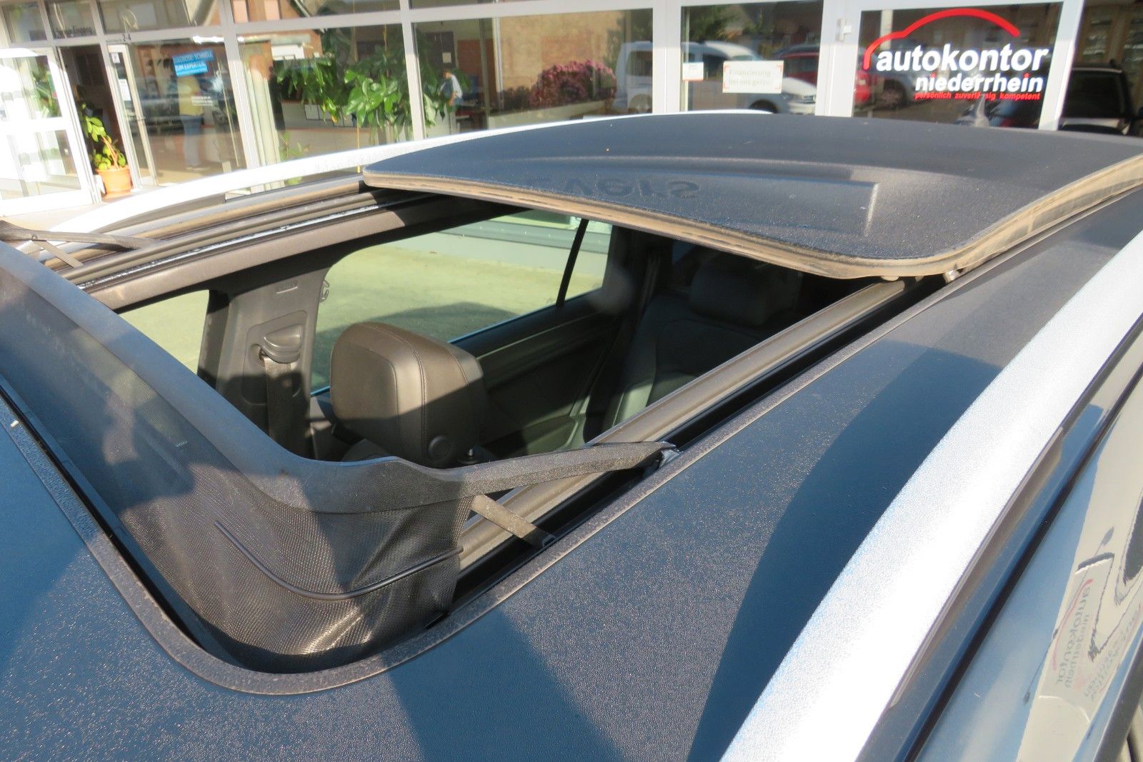 Fahrzeugabbildung SEAT Tarraco Xcellence PANO 7S ACC NAVI LEDER  LED