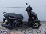 Yamaha RayZR 125 - YAMAHA RAYZR