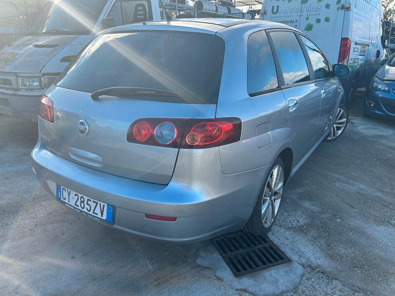 Fiat Croma 2006 — interior