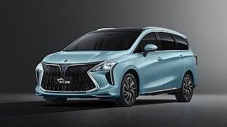 DFSK Forthing 4 PHEV
