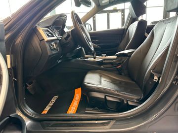 BMW 320 d Limousine *2. Hand*Klima*SHZ*Navi*DAB*HUD*